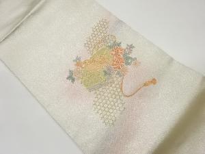 玉手箱に花々模様刺繍名古屋帯